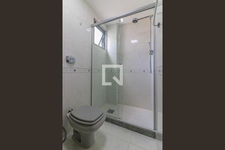 Apartamento à venda com 360m², 4 quartos e 3 vagasSuíte 2 - Banheiro