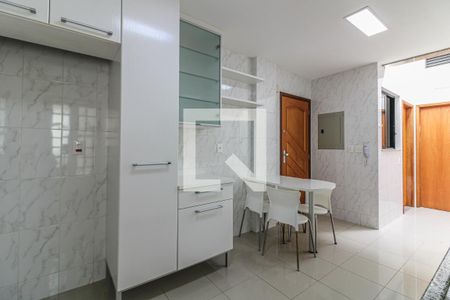 Apartamento à venda com 360m², 4 quartos e 3 vagasCozinha