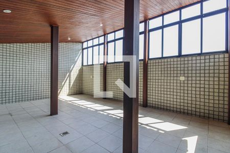 Apartamento à venda com 360m², 4 quartos e 3 vagasSalão segundo andar