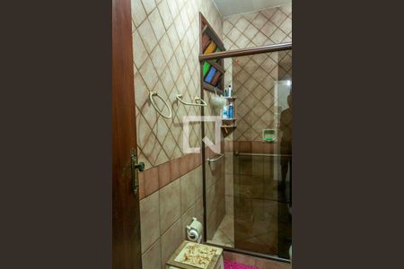 Banheiro de casa de condomínio à venda com 3 quartos, 403m² em Itanhangá, Rio de Janeiro