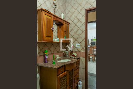 Banheiro de casa de condomínio para alugar com 3 quartos, 403m² em Itanhangá, Rio de Janeiro