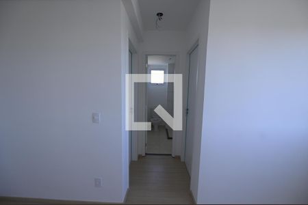 Corredor de apartamento à venda com 2 quartos, 55m² em Residencial Bethel, Goiânia