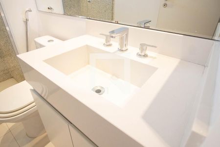 Apartamento à venda com 68m², 2 quartos e 2 vagasBanheiro da Suíte