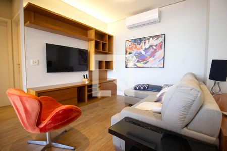 Sala de apartamento à venda com 2 quartos, 68m² em Pinheiros, São Paulo