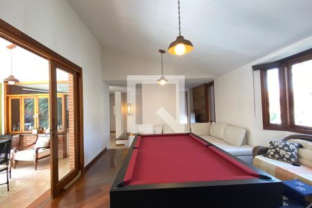 Sala de casa de condomínio à venda com 5 quartos, 700m² em Alphaville, Santana de Parnaíba