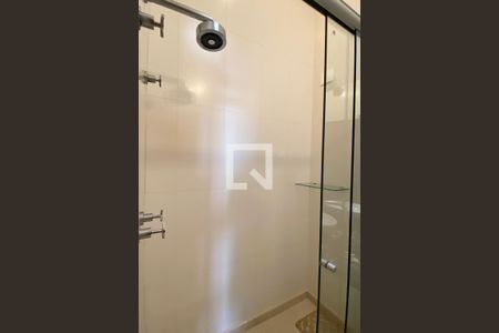 Casa de condomínio à venda com 700m², 5 quartos e 5 vagasBanheiro da Suíte 3