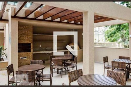 Apartamento à venda com 75m², 2 quartos e 1 vagaÁrea comum