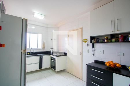 Apartamento à venda com 132m², 3 quartos e 3 vagas Apartamento à venda com 132m², 3 quartos e 3 vagasCozinha