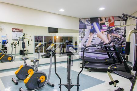 Apartamento à venda com 132m², 3 quartos e 3 vagas Apartamento à venda com 132m², 3 quartos e 3 vagasÁrea comum - Academia