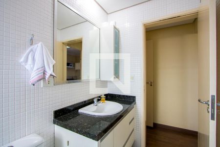 Apartamento à venda com 132m², 3 quartos e 3 vagas Apartamento à venda com 132m², 3 quartos e 3 vagasBanheiro do quarto 2