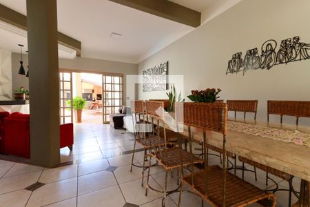 Sala de jantar  de casa para alugar com 3 quartos, 268m² em Jardim Califórnia, Ribeirão Preto