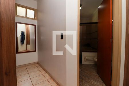Casa para alugar com 268m², 3 quartos e 4 vagasCloset e suíte quarto 2