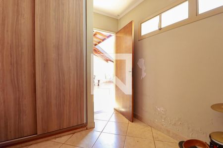 Casa para alugar com 268m², 3 quartos e 4 vagasQuarto 4 - quarto quintal 