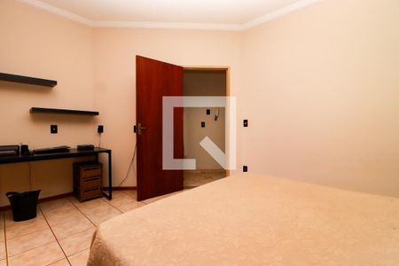 Casa para alugar com 268m², 3 quartos e 4 vagasQuarto 1 