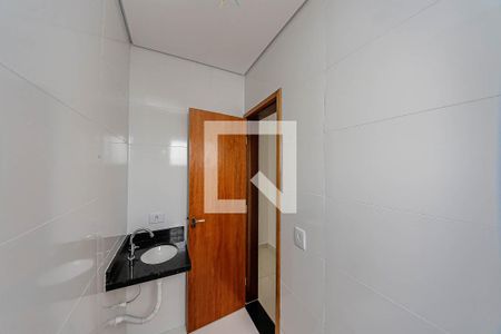 Apartamento à venda com 39m², 2 quartos e sem vaga Apartamento à venda com 39m², 2 quartos e sem vagaBanheiro