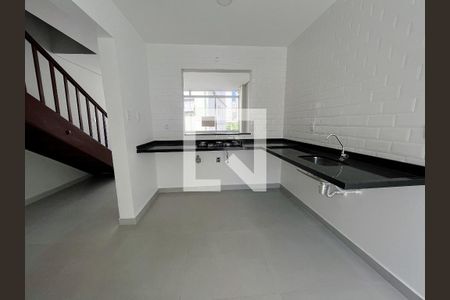 Apartamento à venda com 95m², 2 quartos e sem vagaCozinha