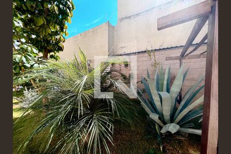 Apartamento à venda com 95m², 2 quartos e sem vagaÁrea comum