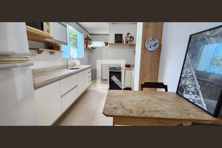 Apartamento para alugar com 68m², 2 quartos e sem vaga Apartamento para alugar com 68m², 2 quartos e sem vagaCozinha