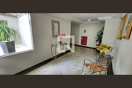 Apartamento para alugar com 68m², 2 quartos e sem vaga Apartamento para alugar com 68m², 2 quartos e sem vagaHall de entrada