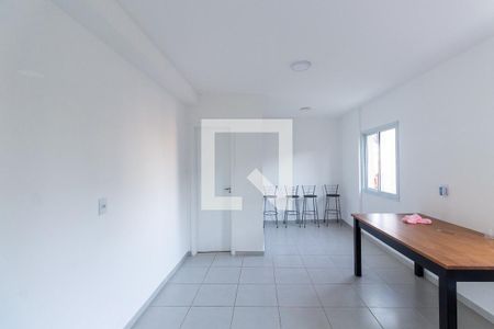 Apartamento para alugar com 38m², 2 quartos e sem vagaÁrea comum - Salão de festas