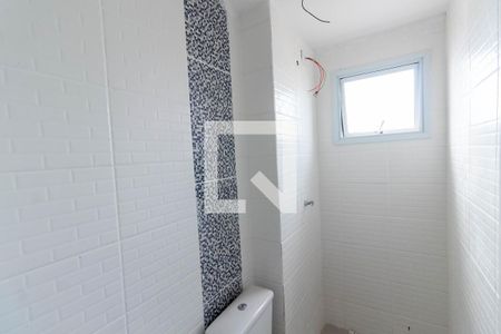 Apartamento para alugar com 38m², 2 quartos e sem vaga Apartamento para alugar com 38m², 2 quartos e sem vagaBanheiro