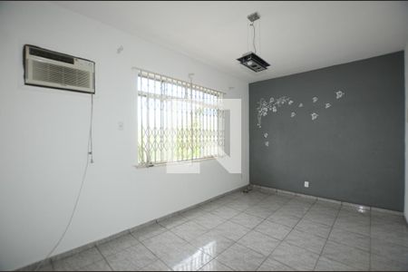 Sala de apartamento à venda com 2 quartos, 68m² em Braz de Pina, Rio de Janeiro