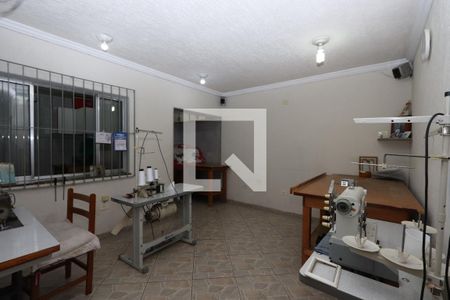 Casa à venda com 125m², 3 quartos e 2 vagasQuarto de Serviço