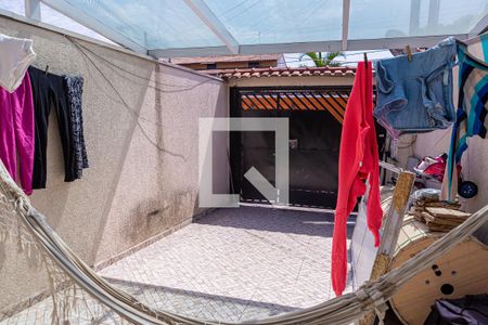 Casa à venda com 84m², 3 quartos e 2 vagas Casa à venda com 84m², 3 quartos e 2 vagasÁrea Externa