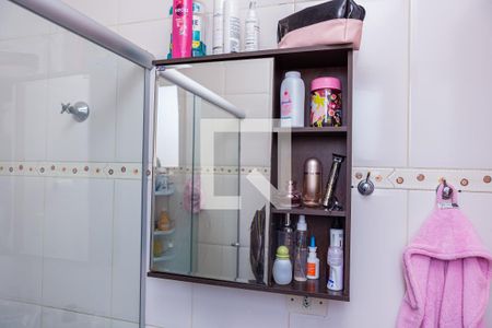 Casa à venda com 84m², 3 quartos e 2 vagas Casa à venda com 84m², 3 quartos e 2 vagasBanheiro 1