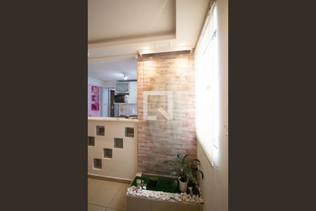 Sala de apartamento à venda com 2 quartos, 56m² em Conjunto Residencial José Bonifácio, São Paulo