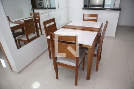 Sala de apartamento para alugar com 2 quartos, 70m² em Boqueirão, Praia Grande