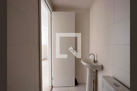 Apartamento à venda com 33m², 2 quartos e sem vagaBanheiro