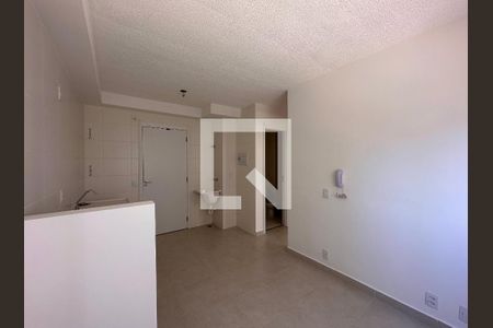 Sala/Cozinha de apartamento à venda com 2 quartos, 33m² em Vila Socorro, São Paulo