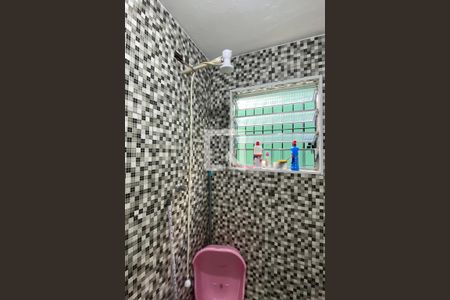 Banheiro 1 de casa à venda com 2 quartos, 250m² em Jardim Esperança, Barueri