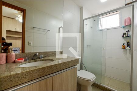 Banheiro da Suíte 1 de apartamento para alugar com 2 quartos, 62m² em Icaraí, Niterói