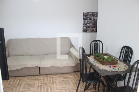 Sala de apartamento para alugar com 2 quartos, 60m² em Parque São Vicente, São Vicente