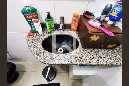 Casa à venda com 450m², 4 quartos e 3 vagas Casa à venda com 450m², 4 quartos e 3 vagasBanheiro 2