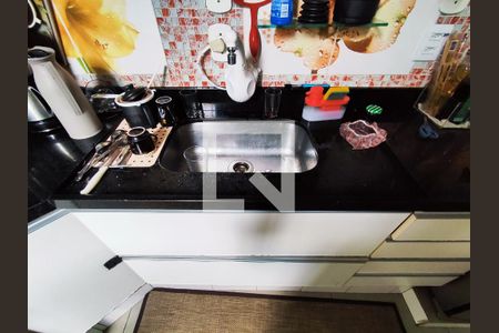 Casa à venda com 450m², 4 quartos e 3 vagas Casa à venda com 450m², 4 quartos e 3 vagasCozinha - Torneira