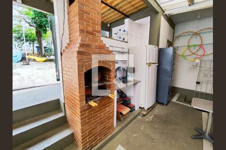 Casa à venda com 450m², 4 quartos e 3 vagas Casa à venda com 450m², 4 quartos e 3 vagasChurrasqueira