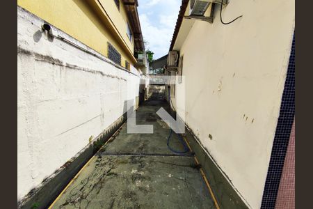 Casa à venda com 450m², 4 quartos e 3 vagas Casa à venda com 450m², 4 quartos e 3 vagasÁrea Externa