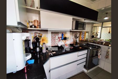 Casa à venda com 450m², 4 quartos e 3 vagas Casa à venda com 450m², 4 quartos e 3 vagasCozinha