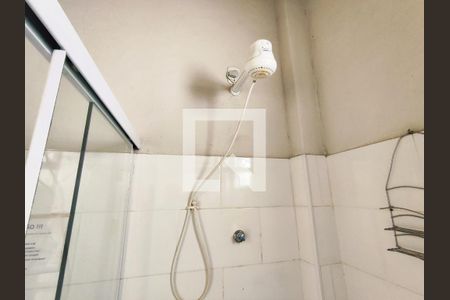 Casa à venda com 450m², 4 quartos e 3 vagas Casa à venda com 450m², 4 quartos e 3 vagasBanheiro 1
