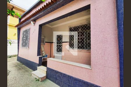 Casa à venda com 450m², 4 quartos e 3 vagas Casa à venda com 450m², 4 quartos e 3 vagasÁrea Externa