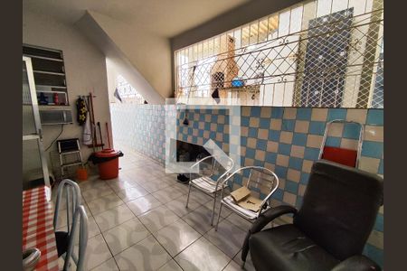 Casa à venda com 450m², 4 quartos e 3 vagas Casa à venda com 450m², 4 quartos e 3 vagasÁrea interna