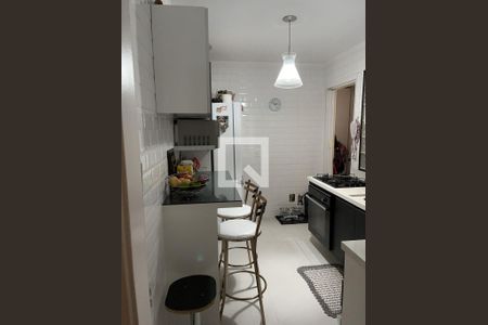 Apartamento à venda com 72m², 2 quartos e sem vagaCozinha