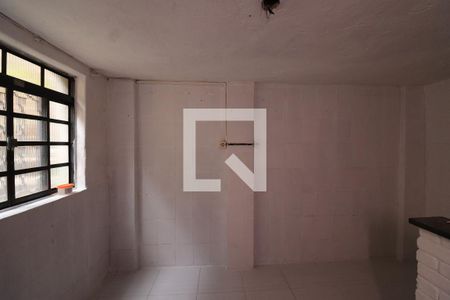 Sala/Quarto de kitnet/studio para alugar com 1 quarto, 20m² em Vila Iório, São Paulo