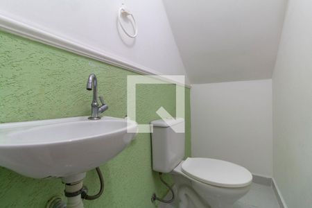Lavabo de casa de condomínio para alugar com 2 quartos, 100m² em Vila Ré, São Paulo