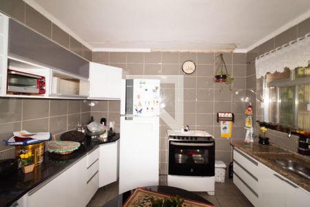 Casa à venda com 157m², 3 quartos e 2 vagasCozinha 