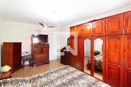 Casa à venda com 157m², 3 quartos e 2 vagasSuíte 2