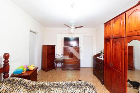 Casa à venda com 157m², 3 quartos e 2 vagasSuíte 2